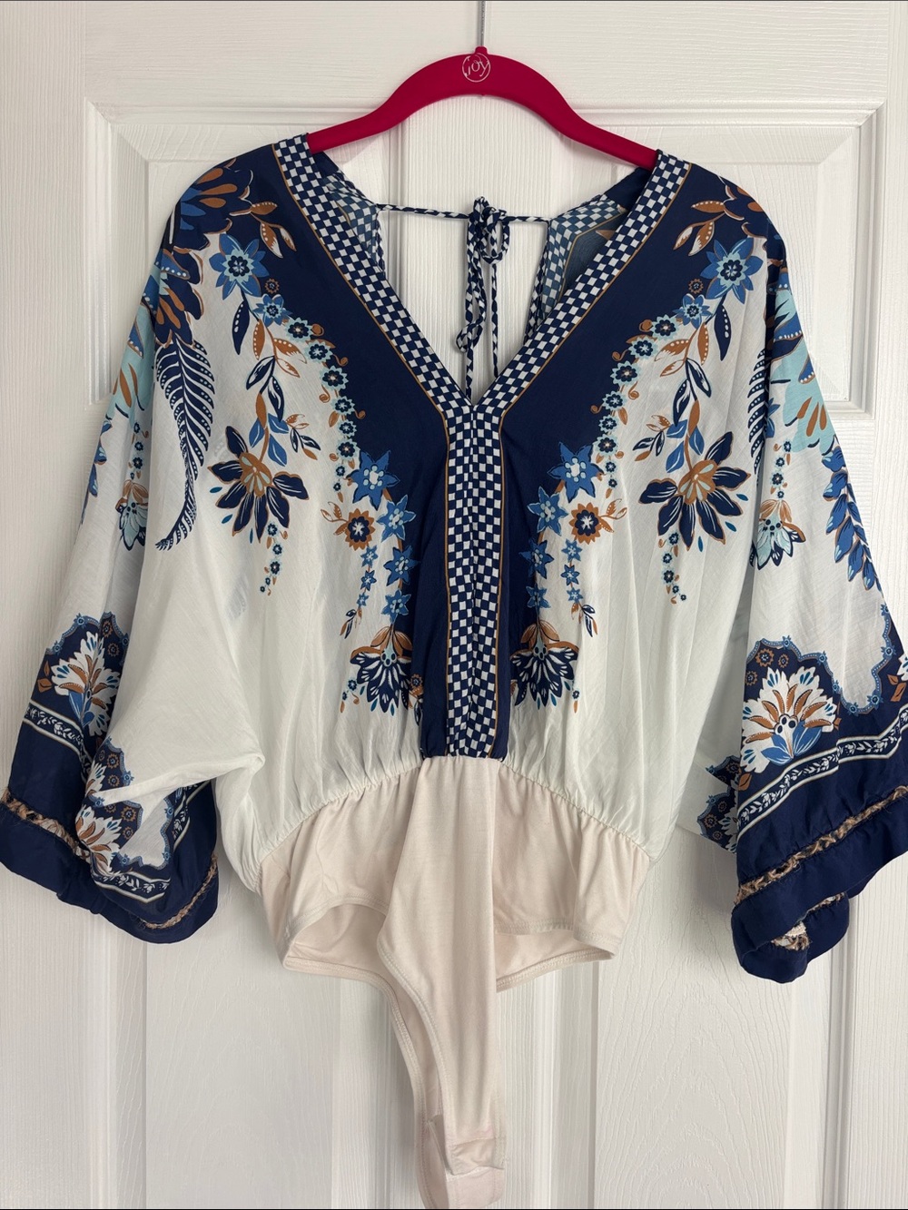 Off-White Ana Tapestry Kimono Bodysuit - Picture 2 of 5